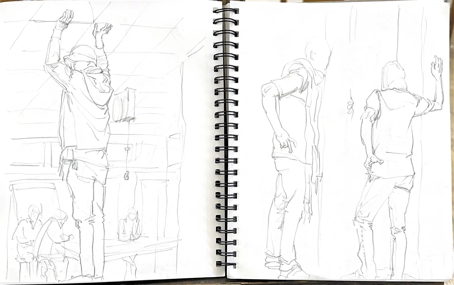 Figure drawings — image 12
